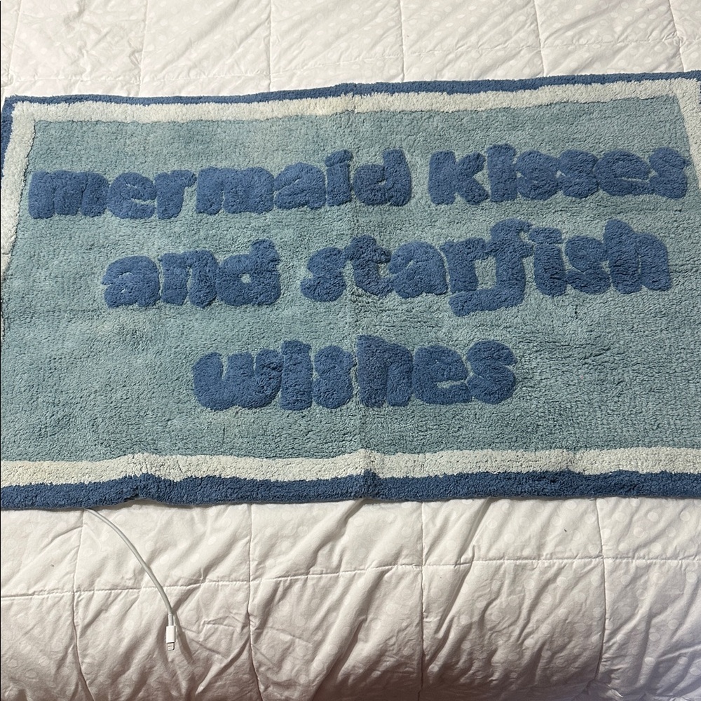 Blue and White Rug mermaid kisses and starfish wishes, coastal decor NWOT - Picture 2 of 7